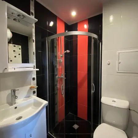 Paradiso 'b' 605 Private Apartman *