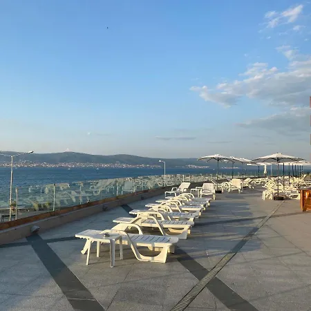 Paradiso 'b' 605 Private Apartman Neszebar