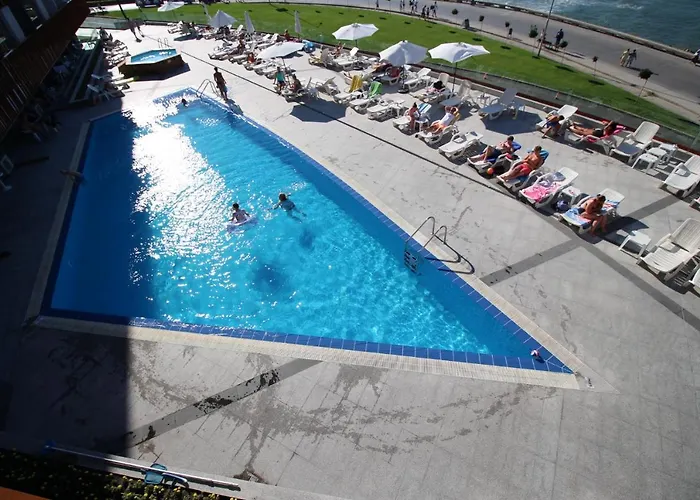 Paradiso 'b' 605 Private