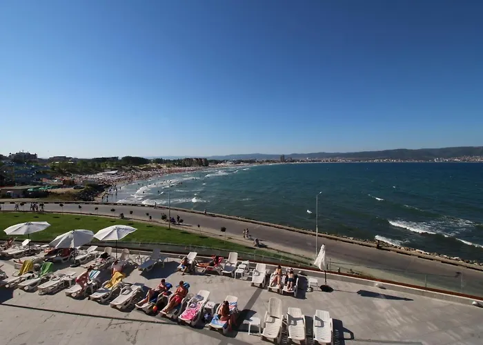 Paradiso 'b' 605 Private *