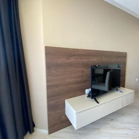 Paradiso 'b' 605 Private