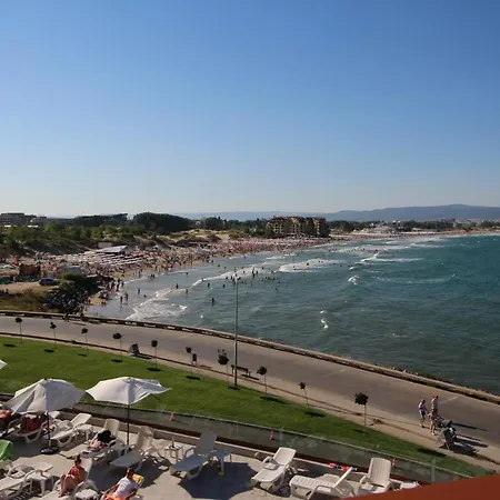 Paradiso 'b' 605 Private Apartment Nessebar