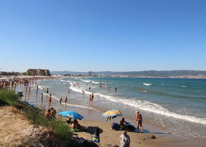 Paradiso 'b' 605 Private * نيسيبار